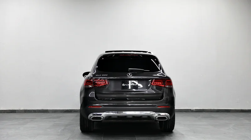 GLC 300 | 1,950 درهم شهريًا | تأمين وتسجيل مجانيان | ضمان حتى 2027 | رقم المرجع#F88595063176167780483114