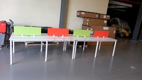 Office work station white(price per staff)