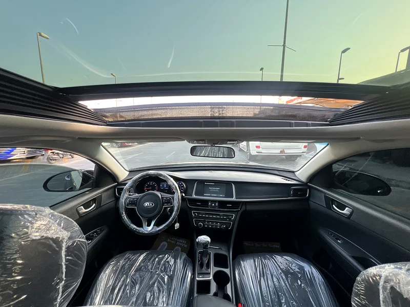 Kia optima Year 2018 kilometres 80000 USA panromic roof63170837598337111