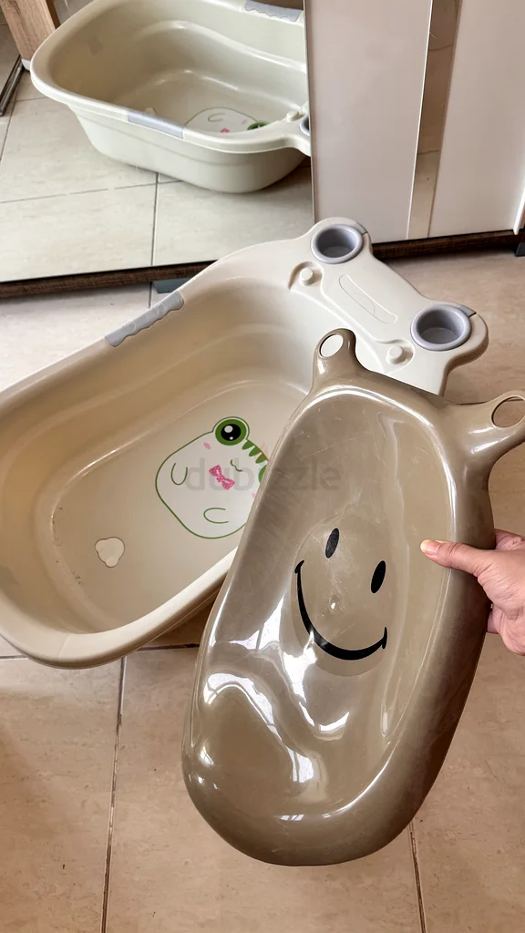 Large Bath Tub (with sling)63175279625091111