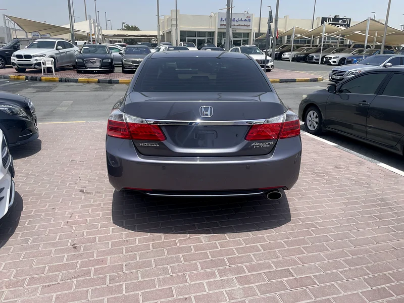 Honda Accord Full Option from Korea customs papers without accidents63224787673858114