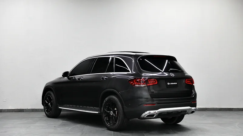 GLC 300 | 1,950 درهم شهريًا | تأمين وتسجيل مجانيان | ضمان حتى 2027 | رقم المرجع#F88595063176167780483113