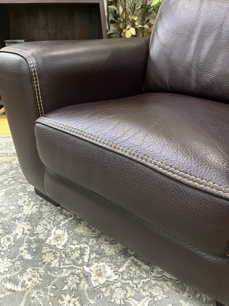 ROCHE BOBOIS Beautiful Leather Arm Chair62863819756801111