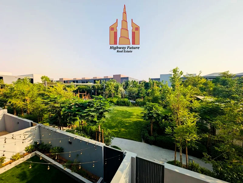 SPACIOUS BALCONY VIEW// CORNER 4BHK VILLA+MAJLIS62890342189953113