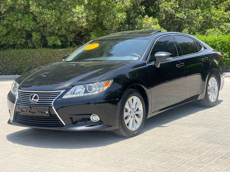 Lexus ES-Series 30063225701863939110