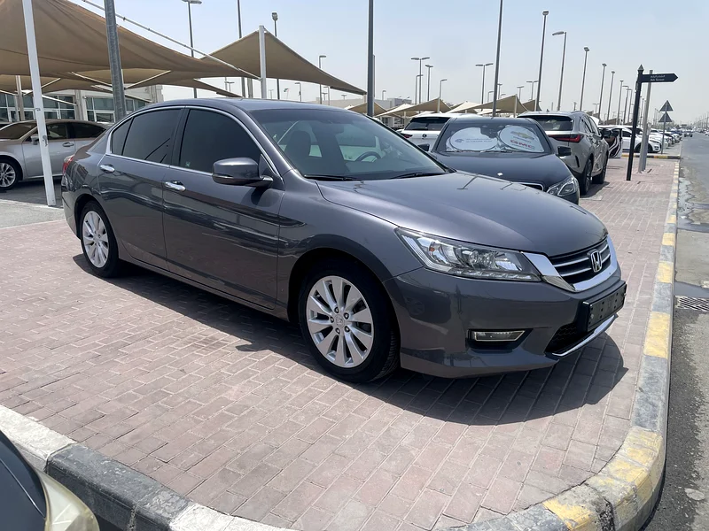 Honda Accord Full Option from Korea customs papers without accidents63224787673858114