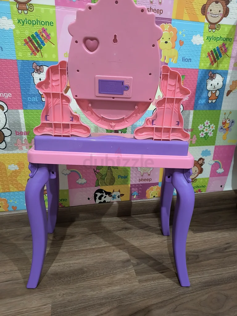 طاولة تجميل للأطفال63230708137857111