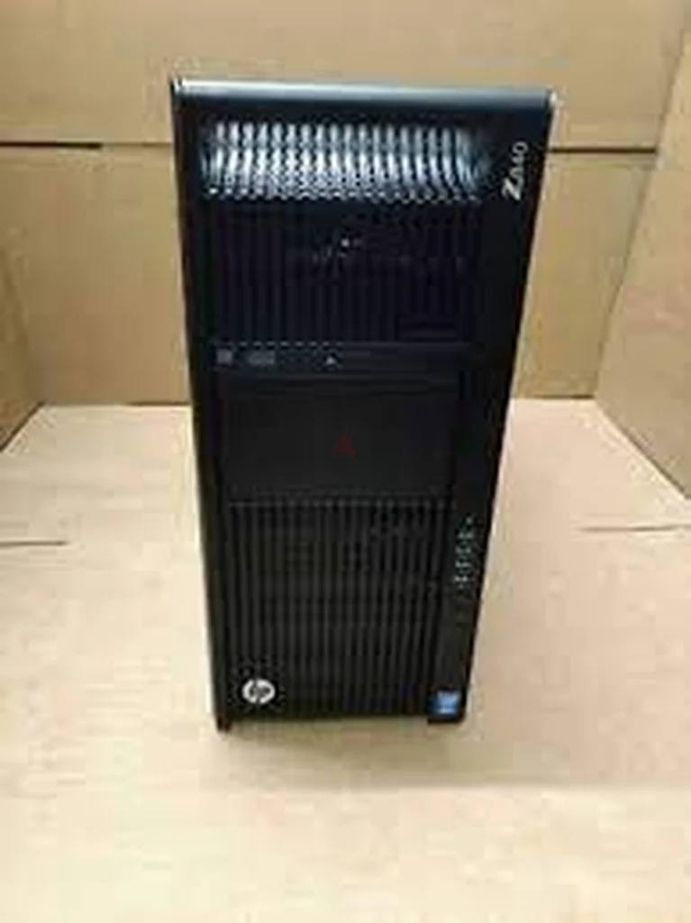 محطة عمل HP Z840، 48 نواة (E5-2650 V4)، معالجان Xeon من إنتل، ذاكرة وصول عشوائي 64 جيجابايت DDR4، بطاقة شاشة NVIDIA Quadro M2000 بذاكرة 4 جيجابايت GDDR562931665984131111