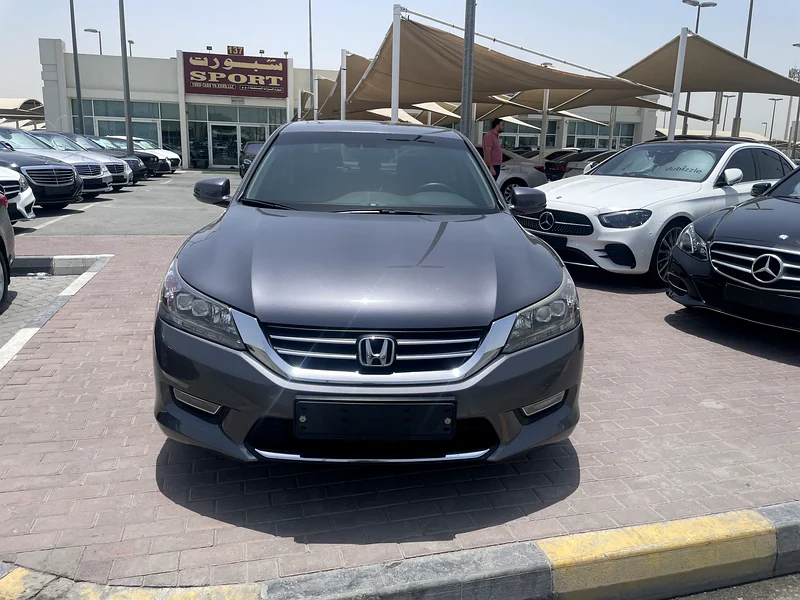 Honda Accord Full Option from Korea customs papers without accidents63224787673858111