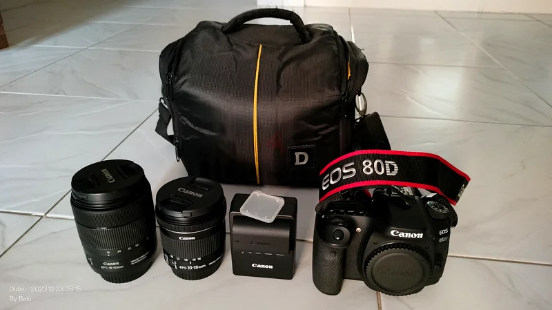 طقم كاميرا كانون EOS 80D - مع عدستين63172679640067111