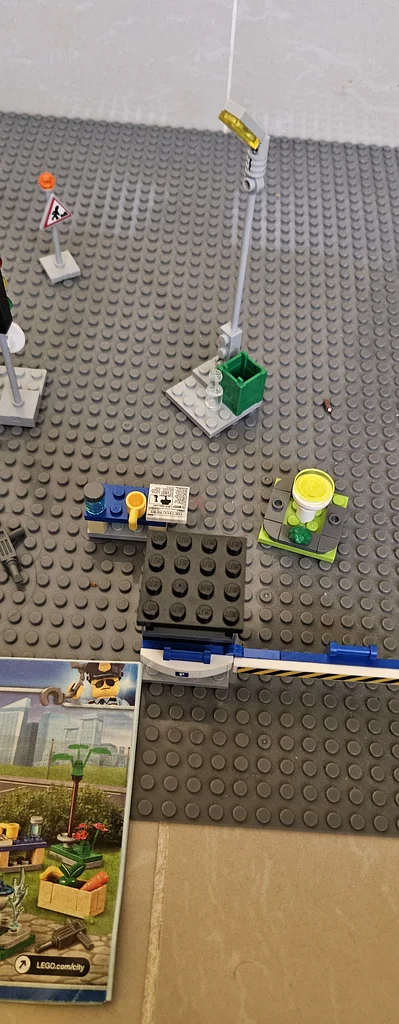 Lego city 40170 LEGO® City Build My City Accessory Set63205356409091112