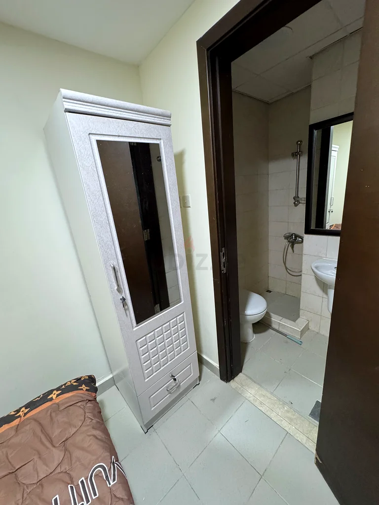 غرفة فردية مع حمام داخلي63797494091010111