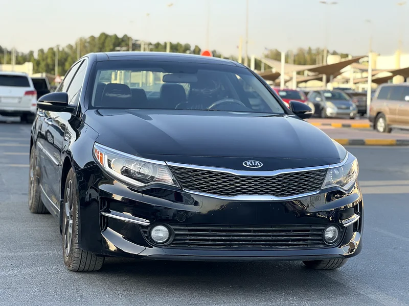 Kia optima Year 2018 kilometres 80000 USA panromic roof63170837598337113