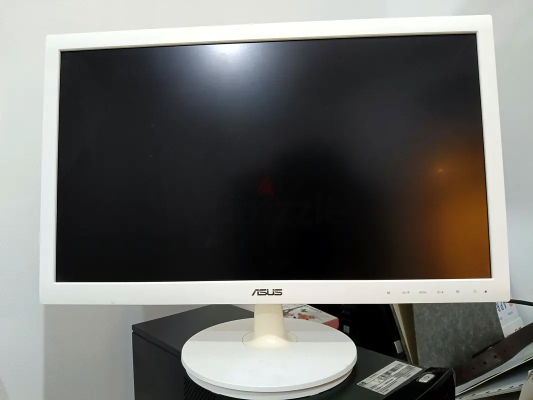 ASUS 2.5 inch Monitor (white color)