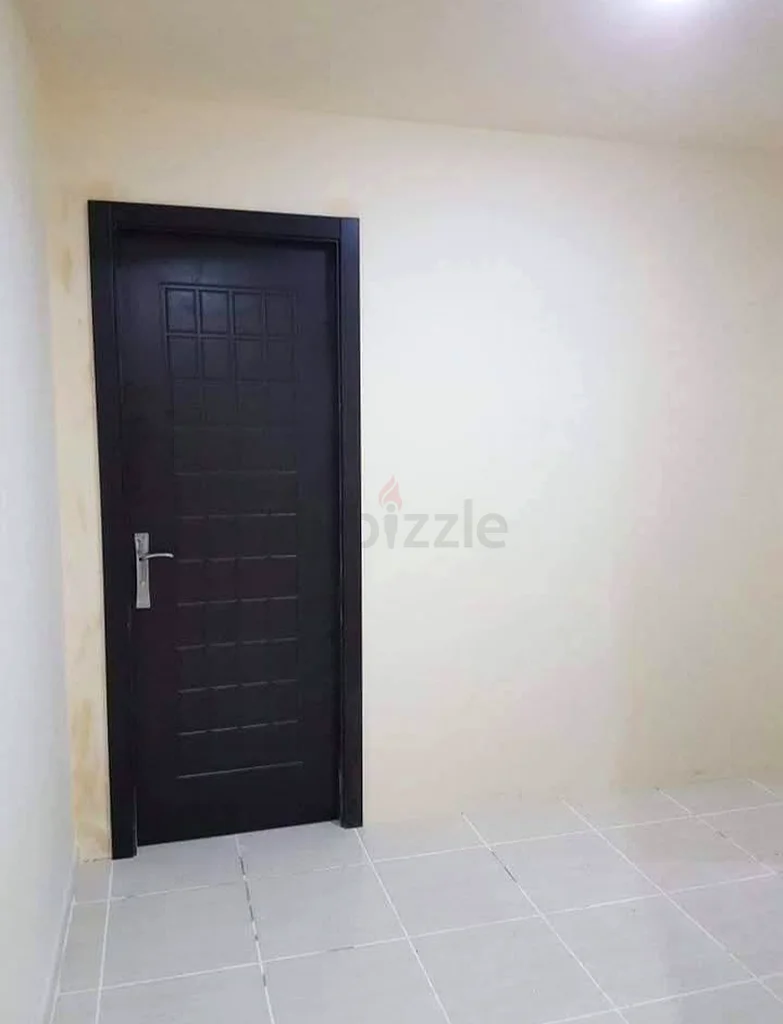 Wall painting and wallpaper fixing63217828139010111