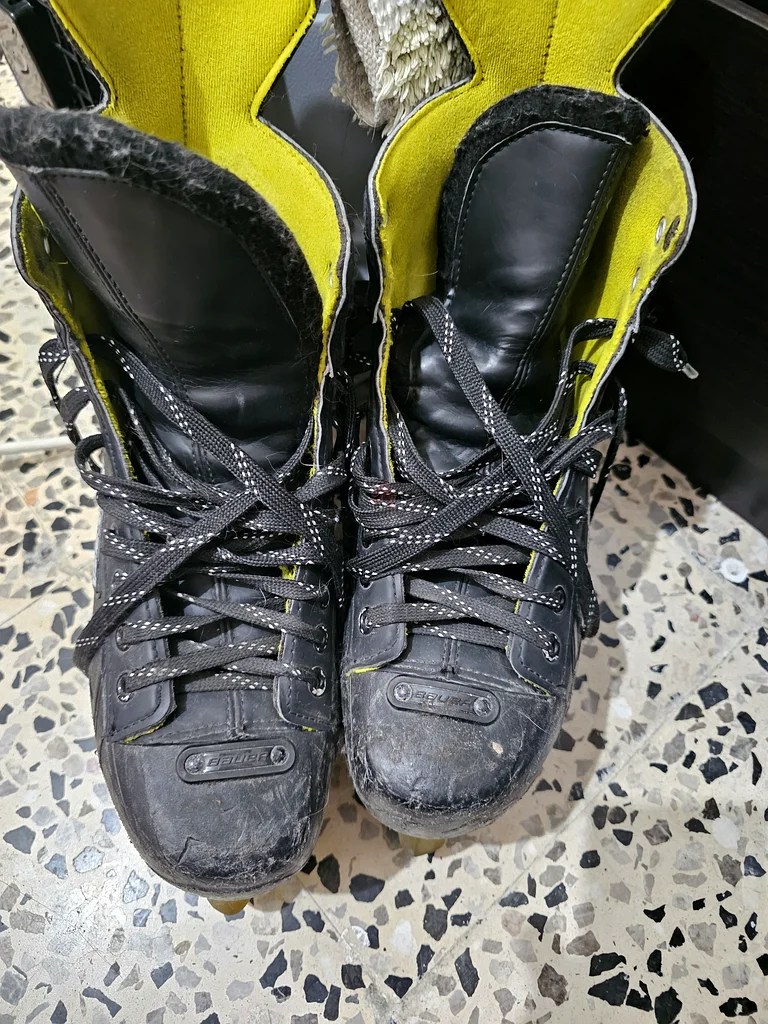 Roller skates632462462855711119