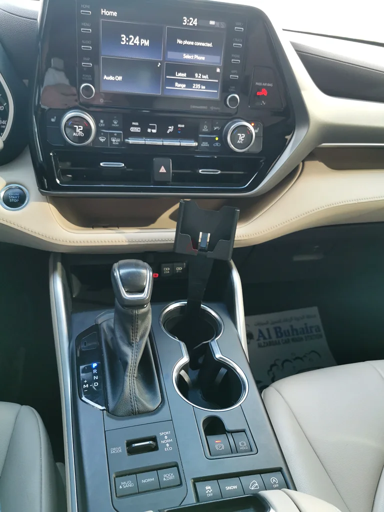 Toyota Highlander XLE AWD - 2021 - Full Option - V6 3.5L - Urgent - Price Negotiable63147208911489112