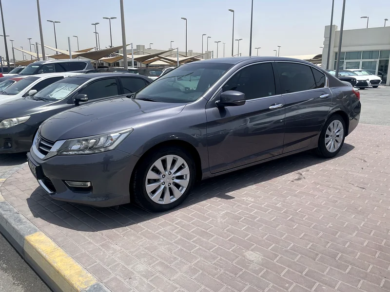 Honda Accord Full Option from Korea customs papers without accidents63224787673858112