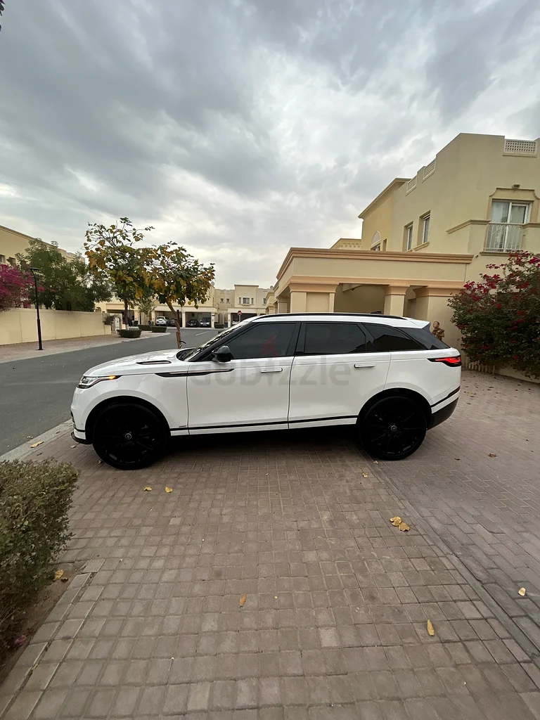 Velar63159712176129112
