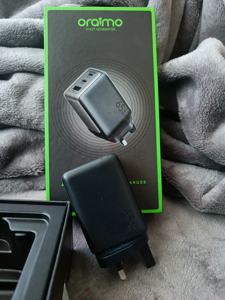 شحن سريع مع شاحن Oraimo ثلاثي الوظائف عبر منفذ USB!63260219858435112