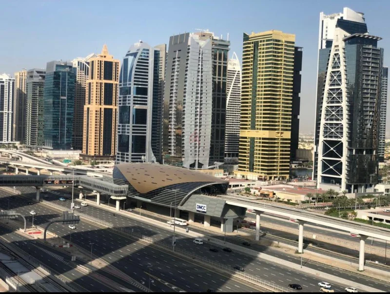 4 mins from DMCC metro!62864403839106114