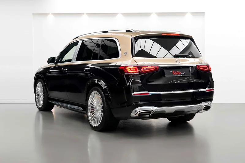 مرسيدس مايباخ GLS 600 لعام 2021 / ترفيه في الخلف / أميال قيادة منخفضة / نظام صوتي بورميستر63231640531713113