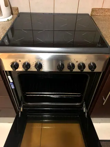 Indesit 4 Burner I6VV2AX/UK Cooker - Stainless S steel FREE DELIVERY +WARRANTY