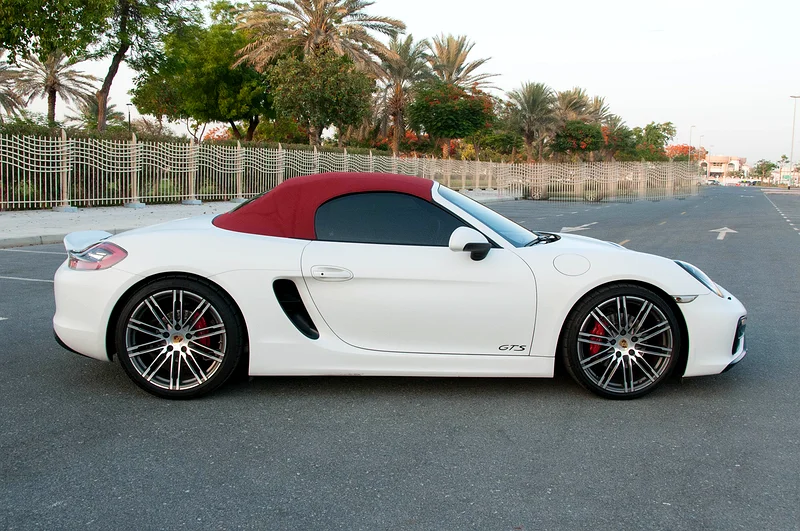 بورشه بوكستر GTS | دول مجلس التعاون الخليجي | سجل خدمة تاجر كامل | ضمان بورشه ساري المفعول | عدد أميال قليل63233101996033114