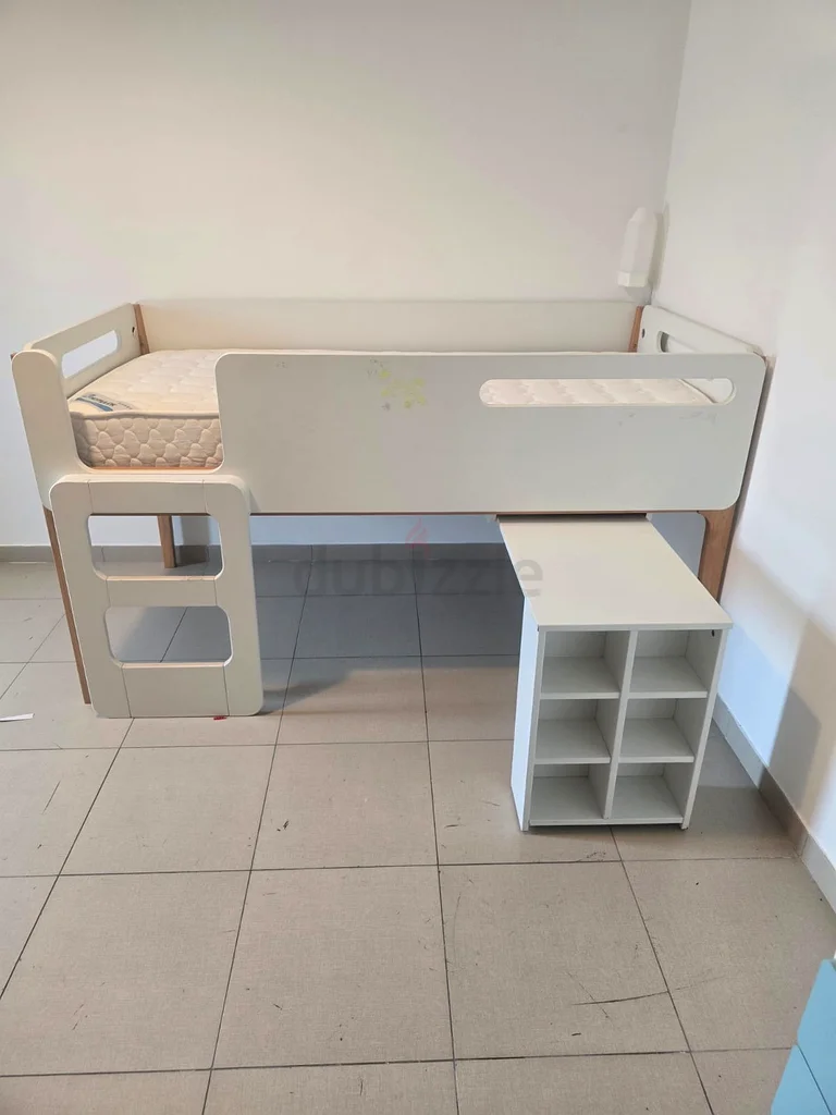 Modern Kids Loft Bed with Storage63220328569859112