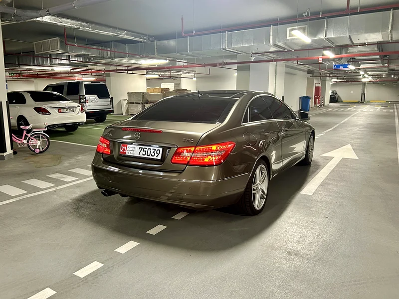 E250-GCC-V4-AMG-كูبيه - تم صيانتها بالكامل - مجهزة بالكامل63163392536194114