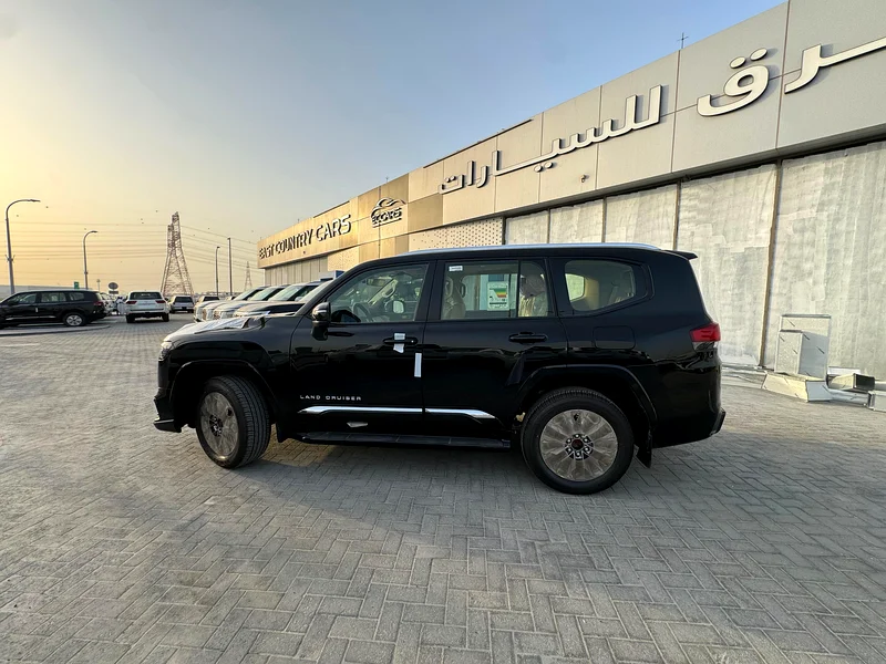 Toyota Land Cruiser GXR Twin Turbo 3.5 Gulf63401301543042111