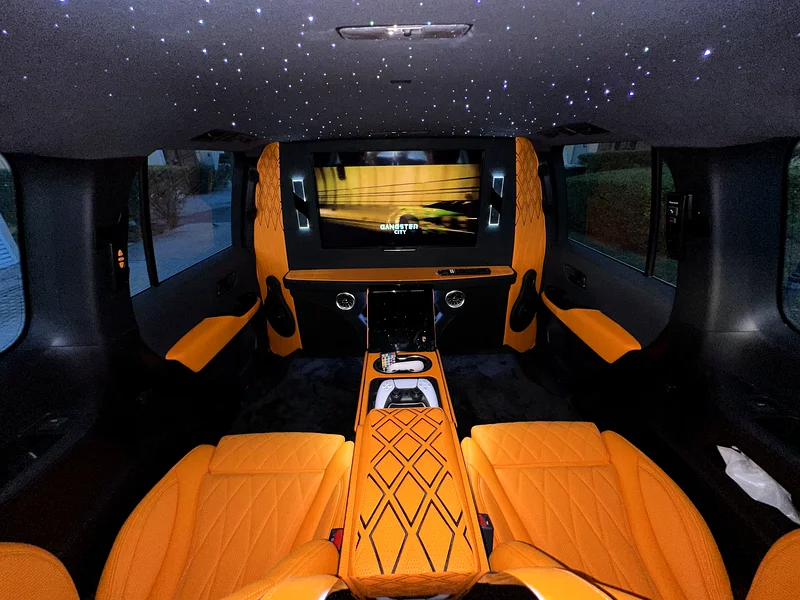 2025 Land Cruiser LC300 (VIP Edition) Wild Body Kit with 22 Inch Rims, Gcc specs, Brand New63158340632195113