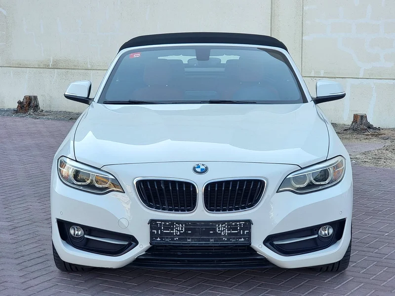 1,786 درهم إماراتي في الشهر، دفعة أولى 0% * كونفيرتبل رياضية من طراز BMW 220i لعام 2016 * بدون حوادث * مواصفات خليجية63177100413569112