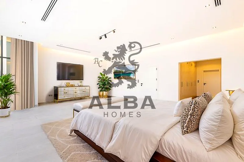 Spacious Villa | Prime Location | Vacant62890349036546113