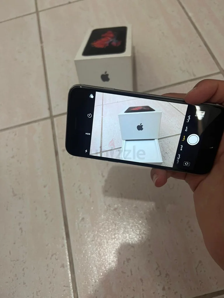 iPhone6 بحالة ممتازة مع الصندوق!62864708947459118