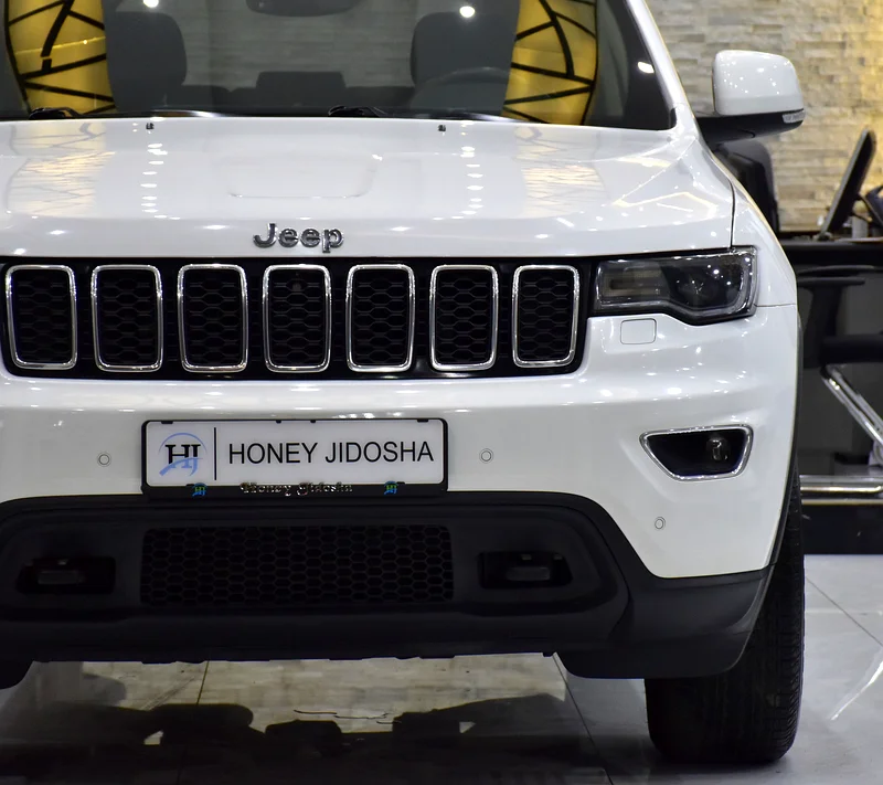 AED 1,282 EMI at 0% DP | Jeep Grand Cherokee Laredo (2020 Model) in White Color, GCC Specifications63225310692739113