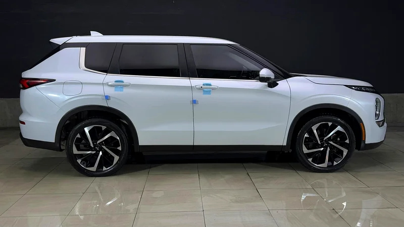 MITSUBISHI OUTLANDER 2022 # 02502463152749136001113