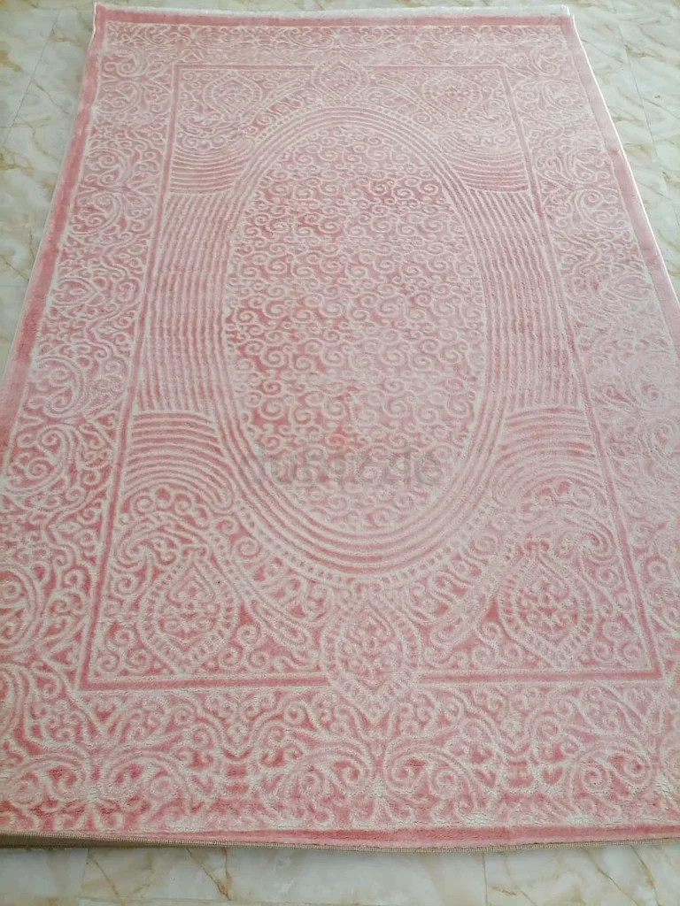 سجادة أنيقة على الطراز الفارسي باللون الأرجواني الداكن63210354873985114