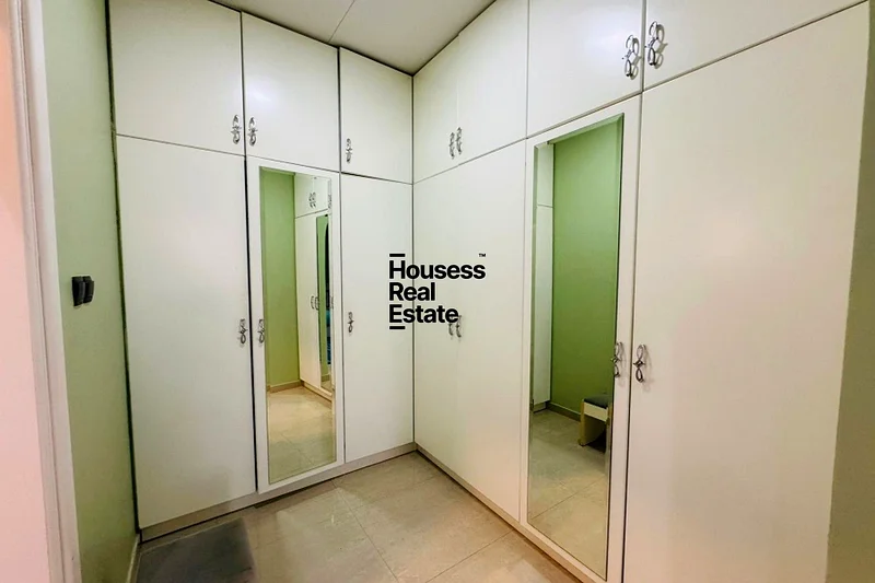 Big-Layout | Semi-furnished | Modern Style62890349191937114