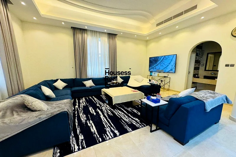 Big-Layout | Semi-furnished | Modern Style62890349191937113