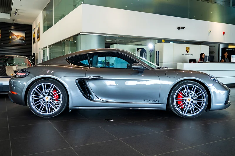 Porsche 718 Cayman GTS REF# USD5165 2 Yrs Warranty63156540375171112