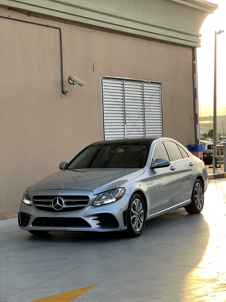 Mercedes C300 2018, full options, panoramic roof, very clean, no accidents63231640922883112