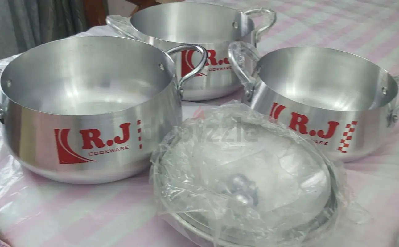 Cooking pots63211419611266111