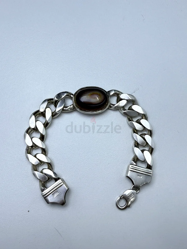 سوار فضة فخم بحجر عقيق سليماني - Luxury silver bracelet with a Suleimani agate stone.63230184862594111