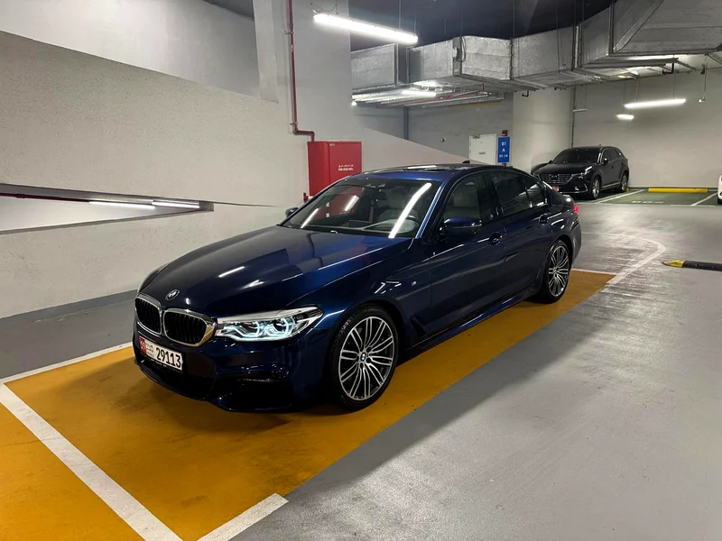 Bmw 530i M-kit 201963142584357121112