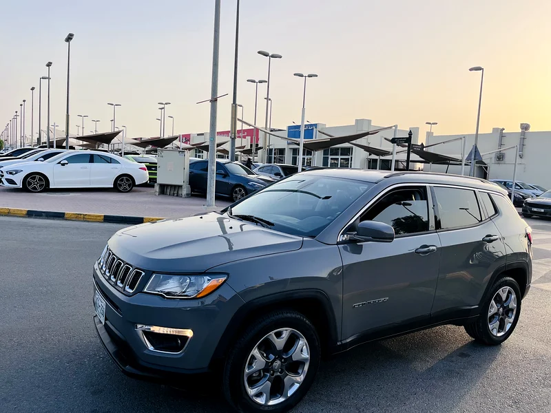 Jeep Compass 2020 / Low mileage / Very clean car63139710797699113