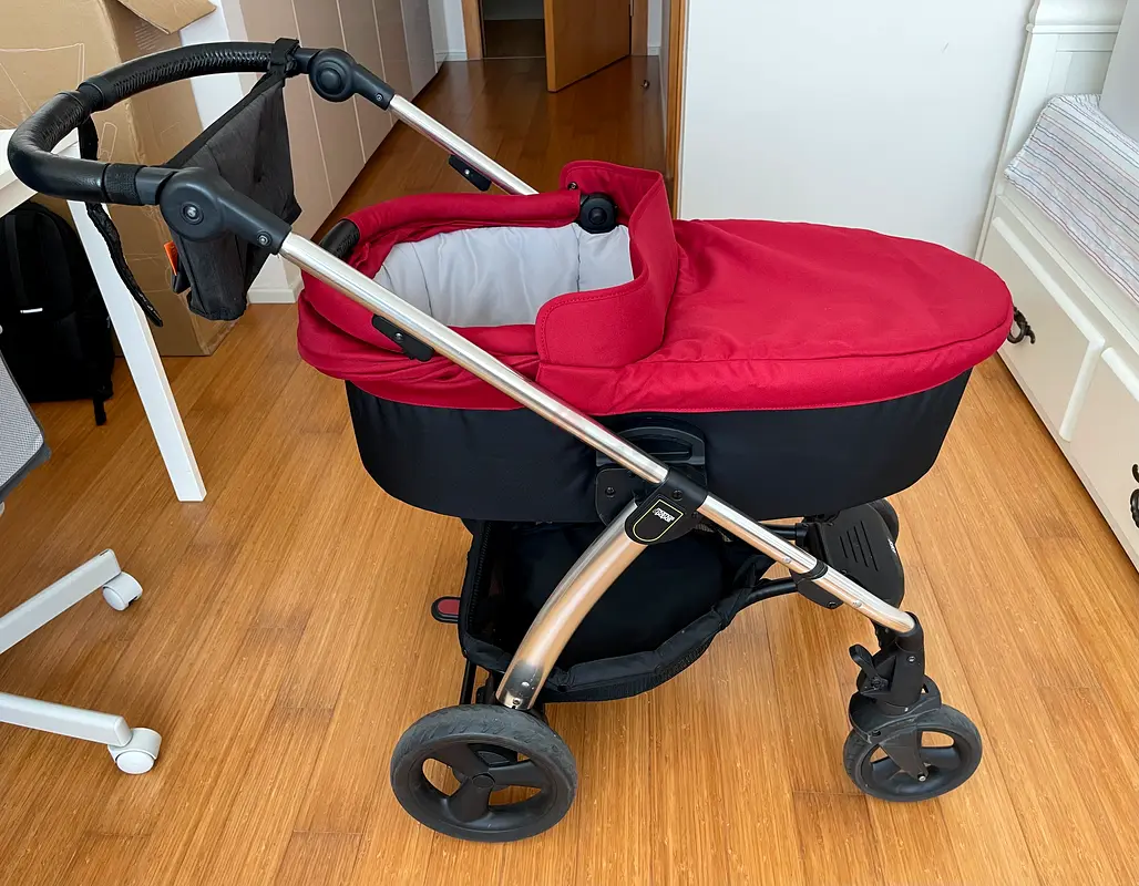 Stroller Frame in Excellent Condition63205360241283113