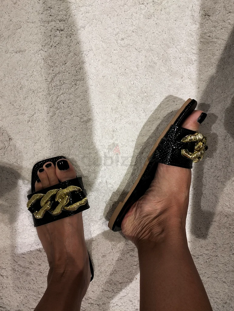 Women sandals size 3863240636622850112