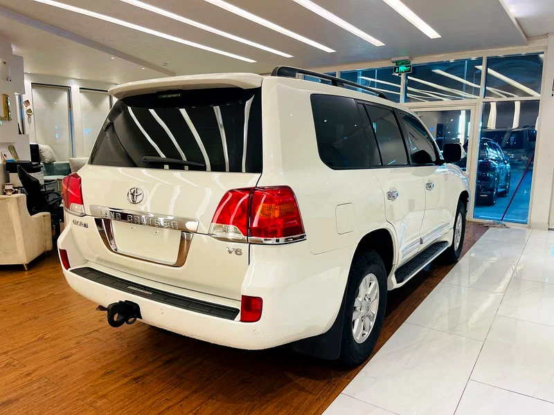 Land Cruiser model 2012 V6, full options, very clean car63159715066627112