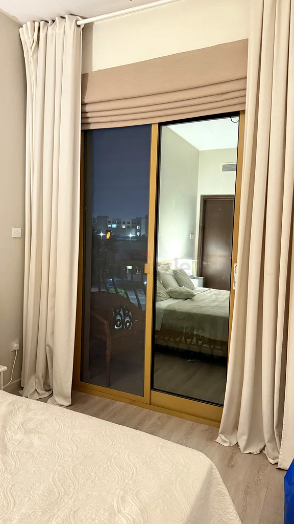 Elegant Roman Fabric Blinds for Your Home63221343524610114